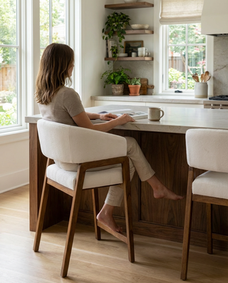 How to Choose Kitchen Island Bar Stools