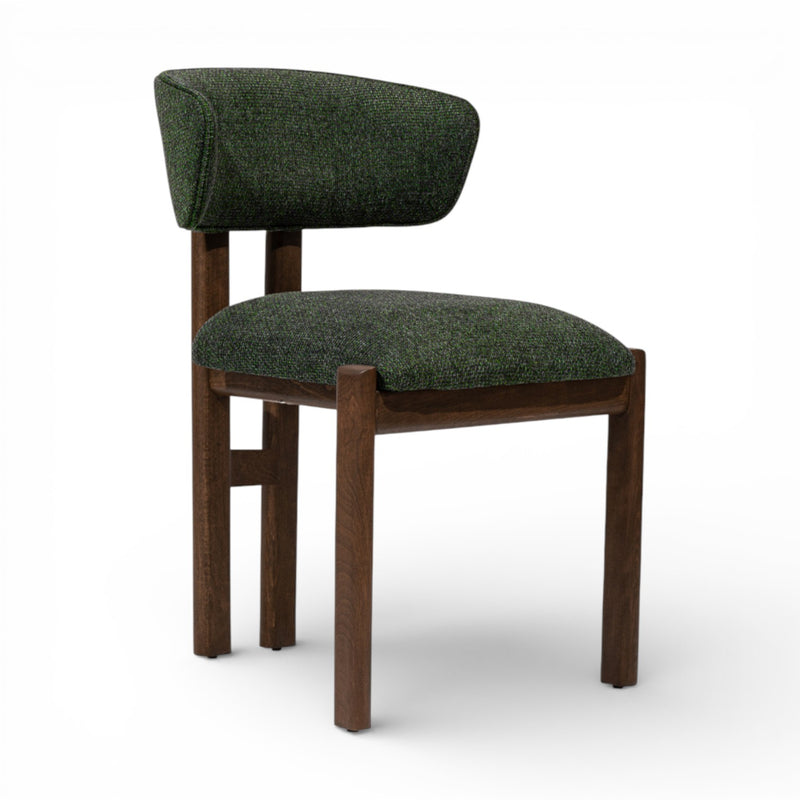 Round Backrest—A Perfect Fit!